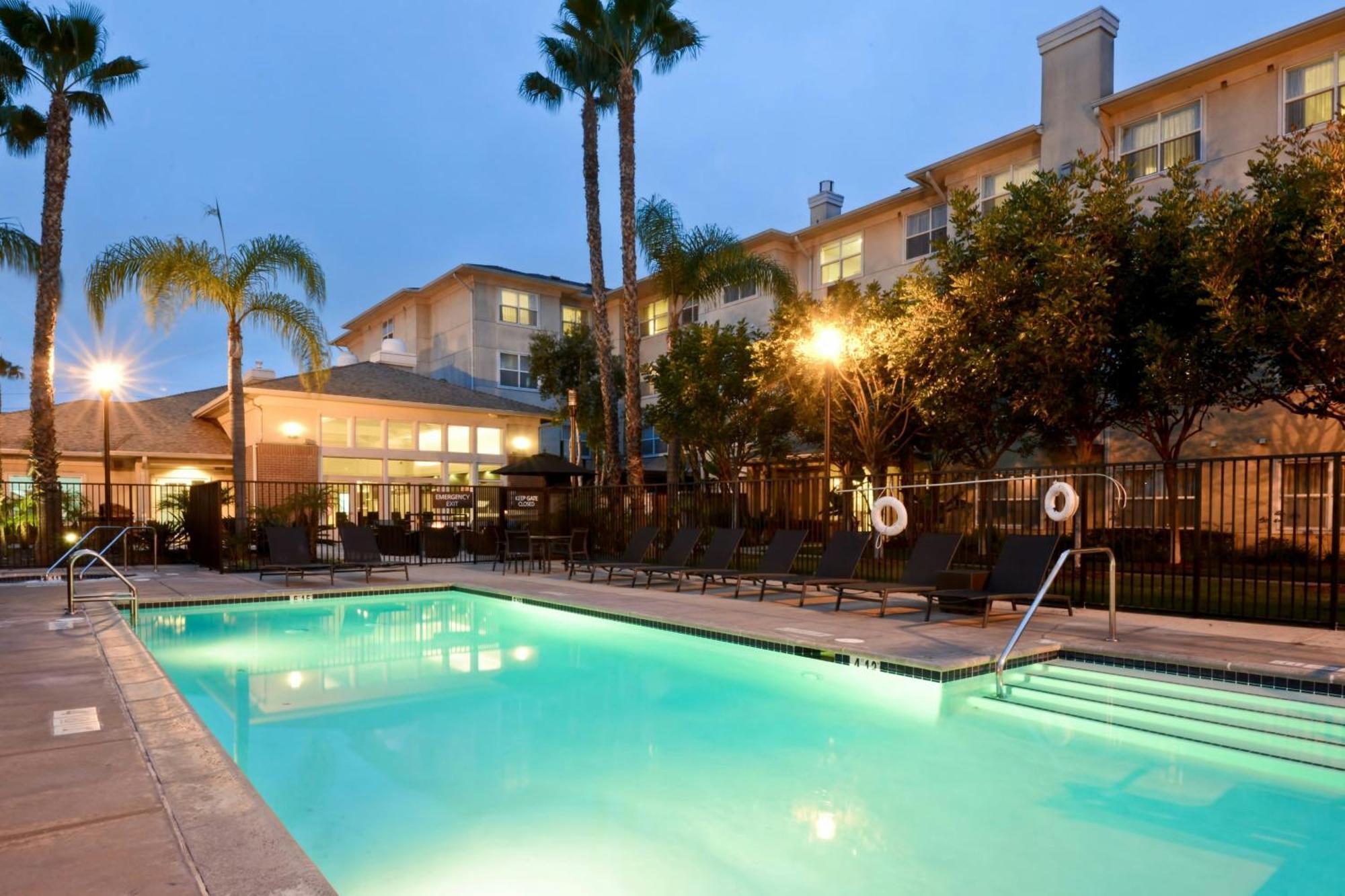 Residence Inn Los Angeles Lax/Эль-Сегундо Экстерьер фото